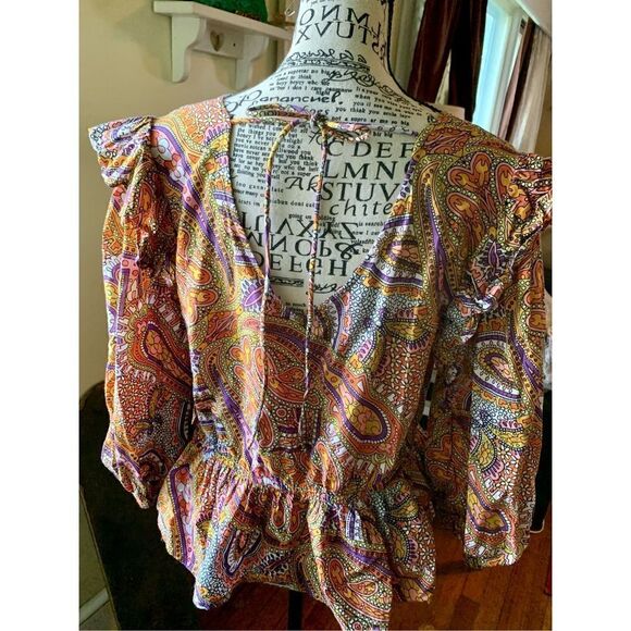 Broadway 38 Paisley Print Peplum Top - Picture 4 of 5